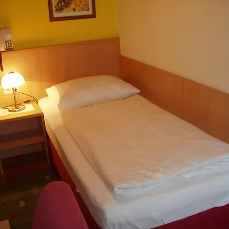 Gasthof Gasthof-pension Alt Kirchheim 3*
